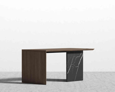 Gia Desk