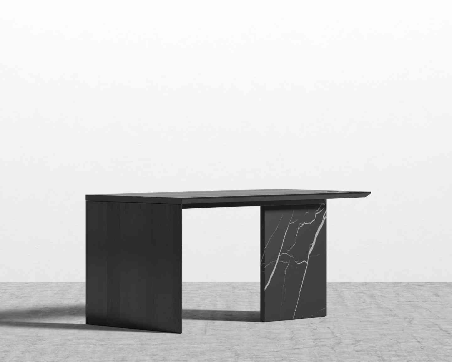 Gia Desk