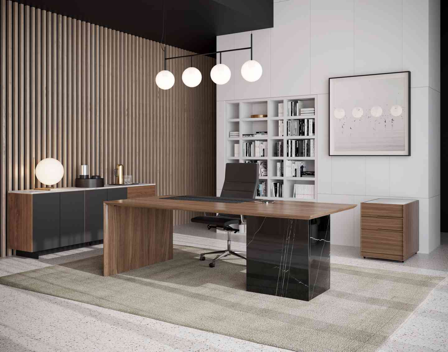 Gia Desk