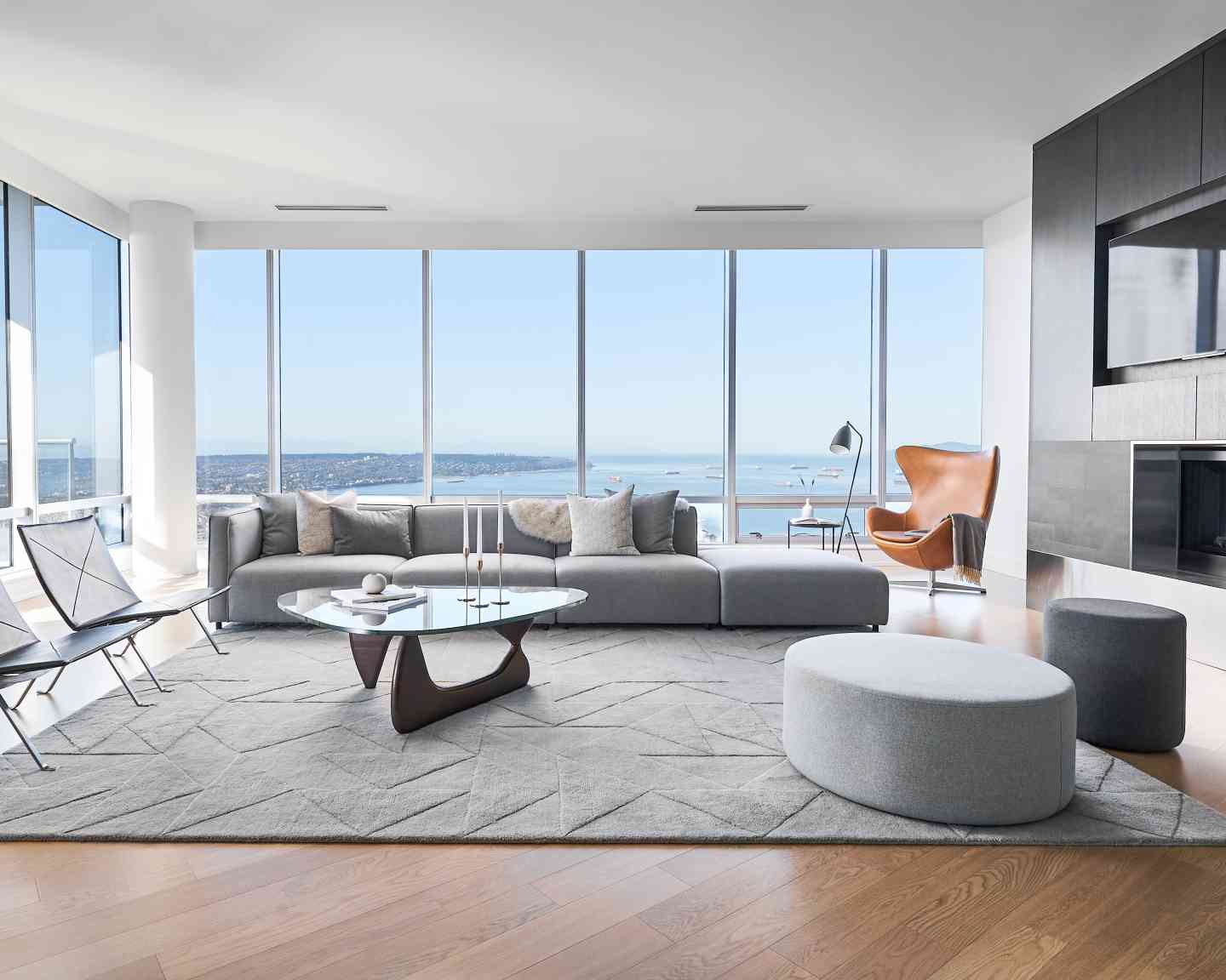Arya Modular Sectional
