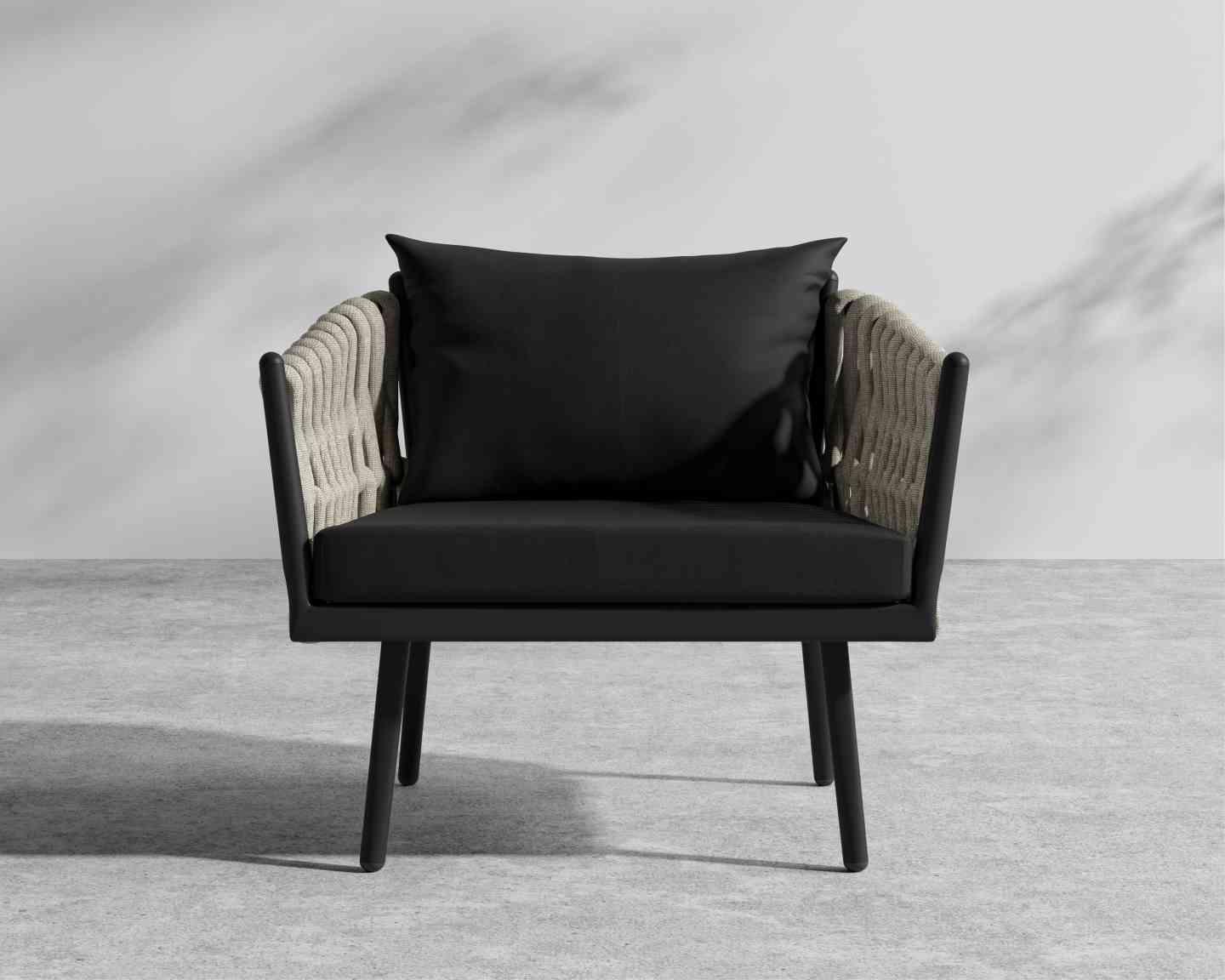Pierre Outdoor Lounge Chair