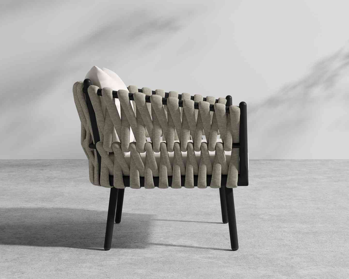 Pierre Outdoor Lounge Chair