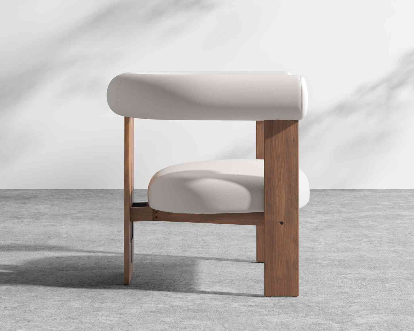 Tola Outdoor Lounge Chair