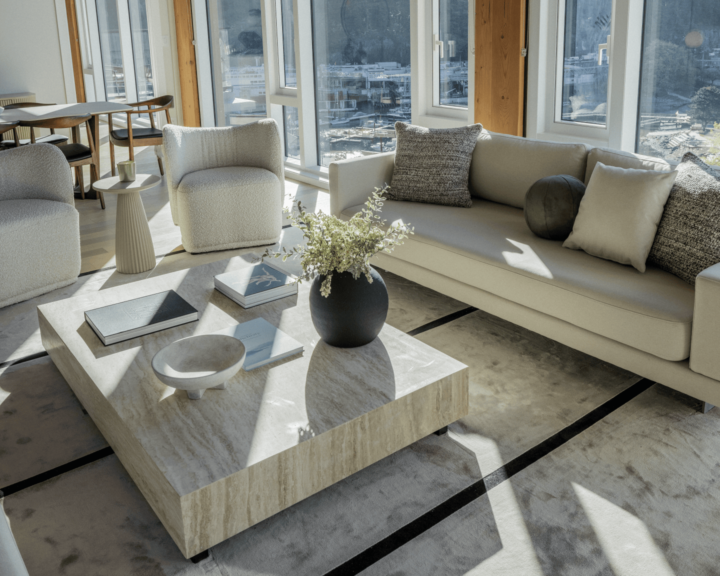 Liza Coffee Table Grande