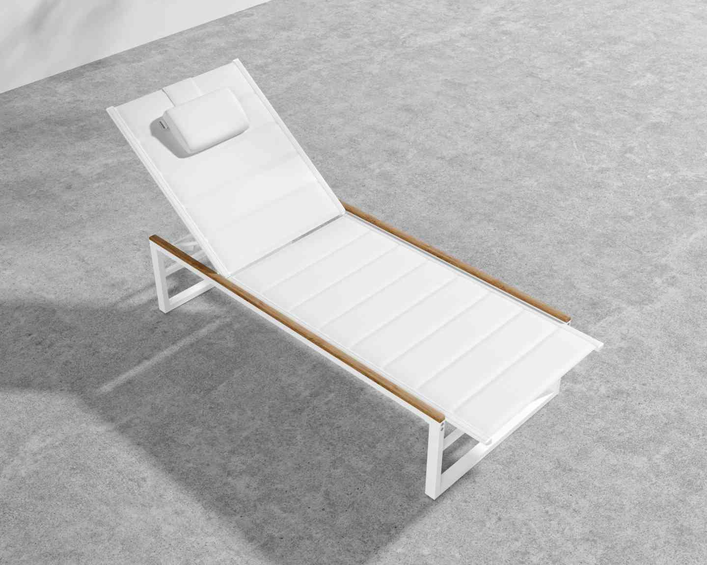 Linnea Outdoor Lounger