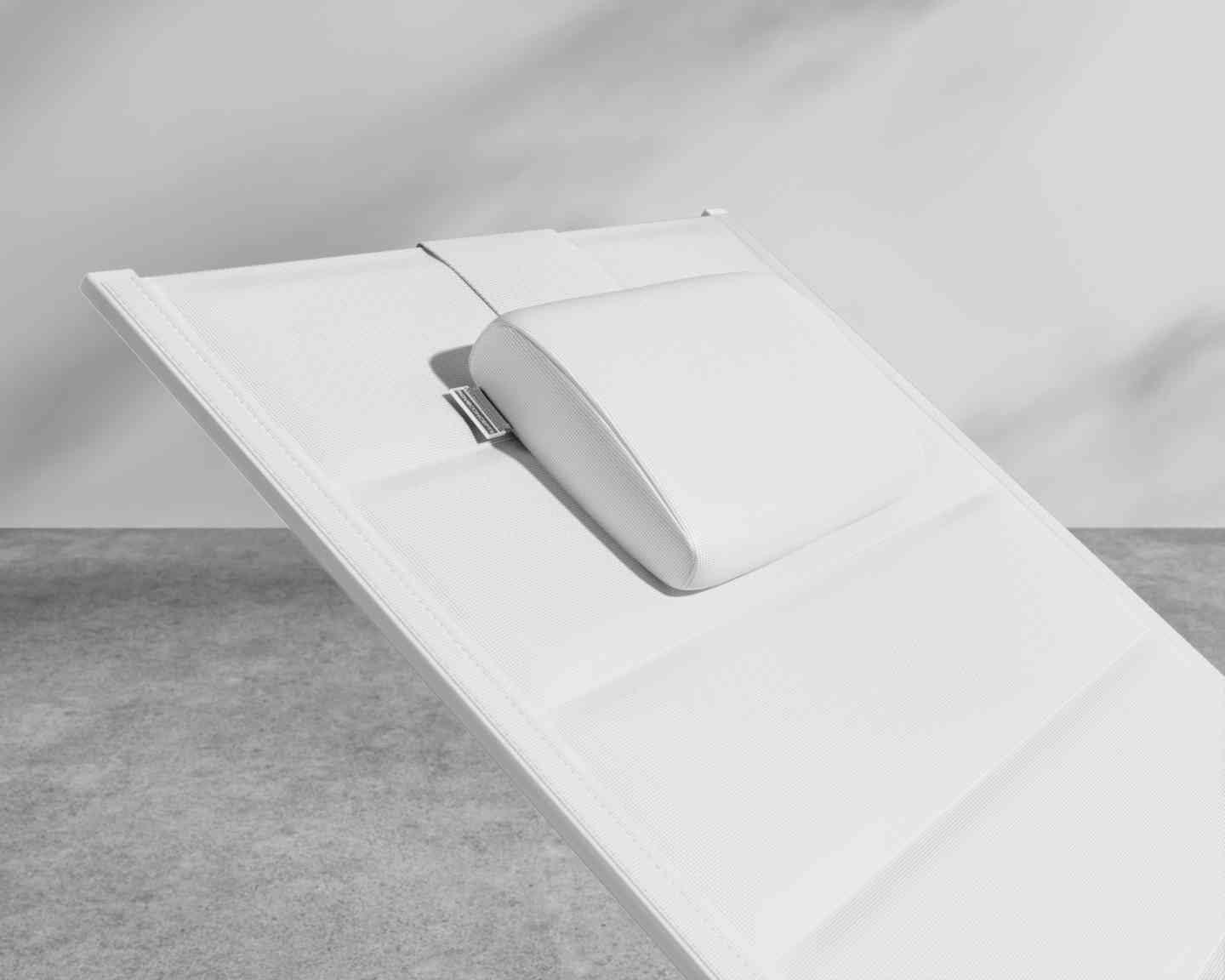 Linnea Outdoor Lounger