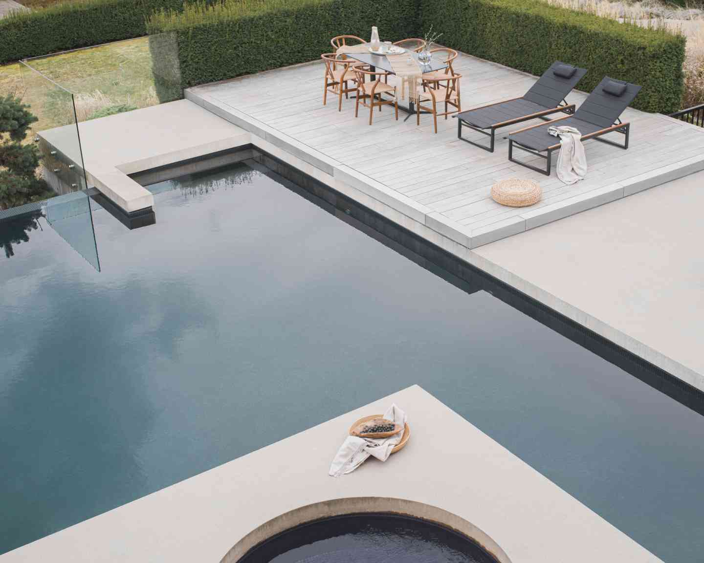Linnea Outdoor Lounger