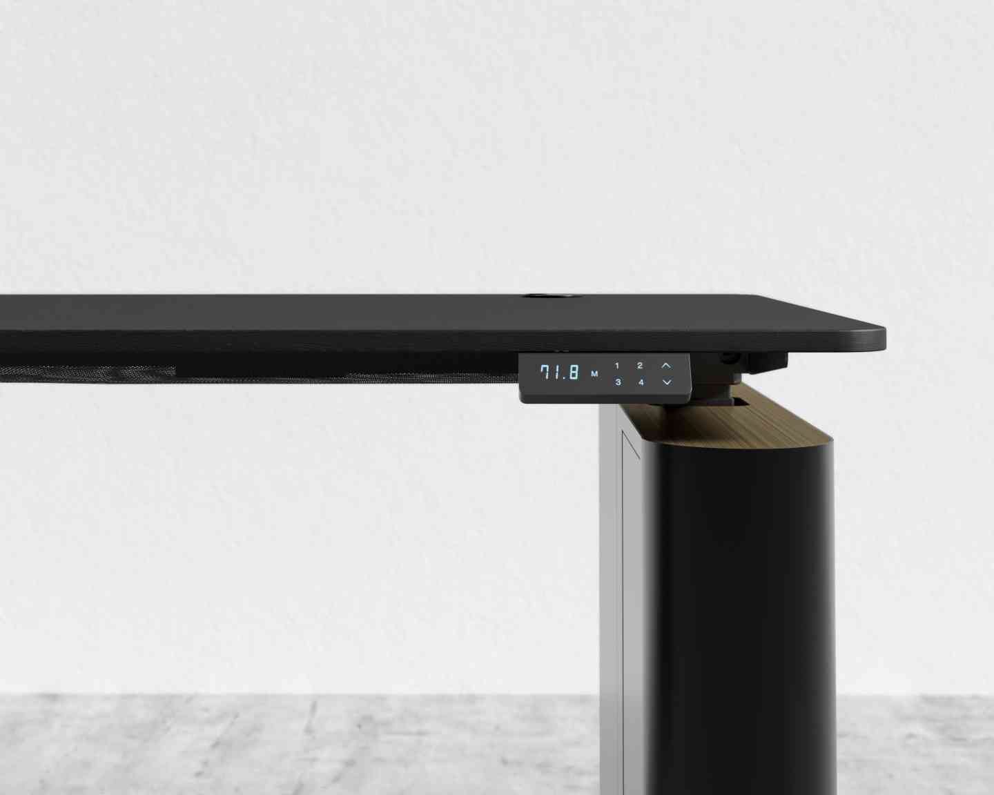 Eryk Standing Desk