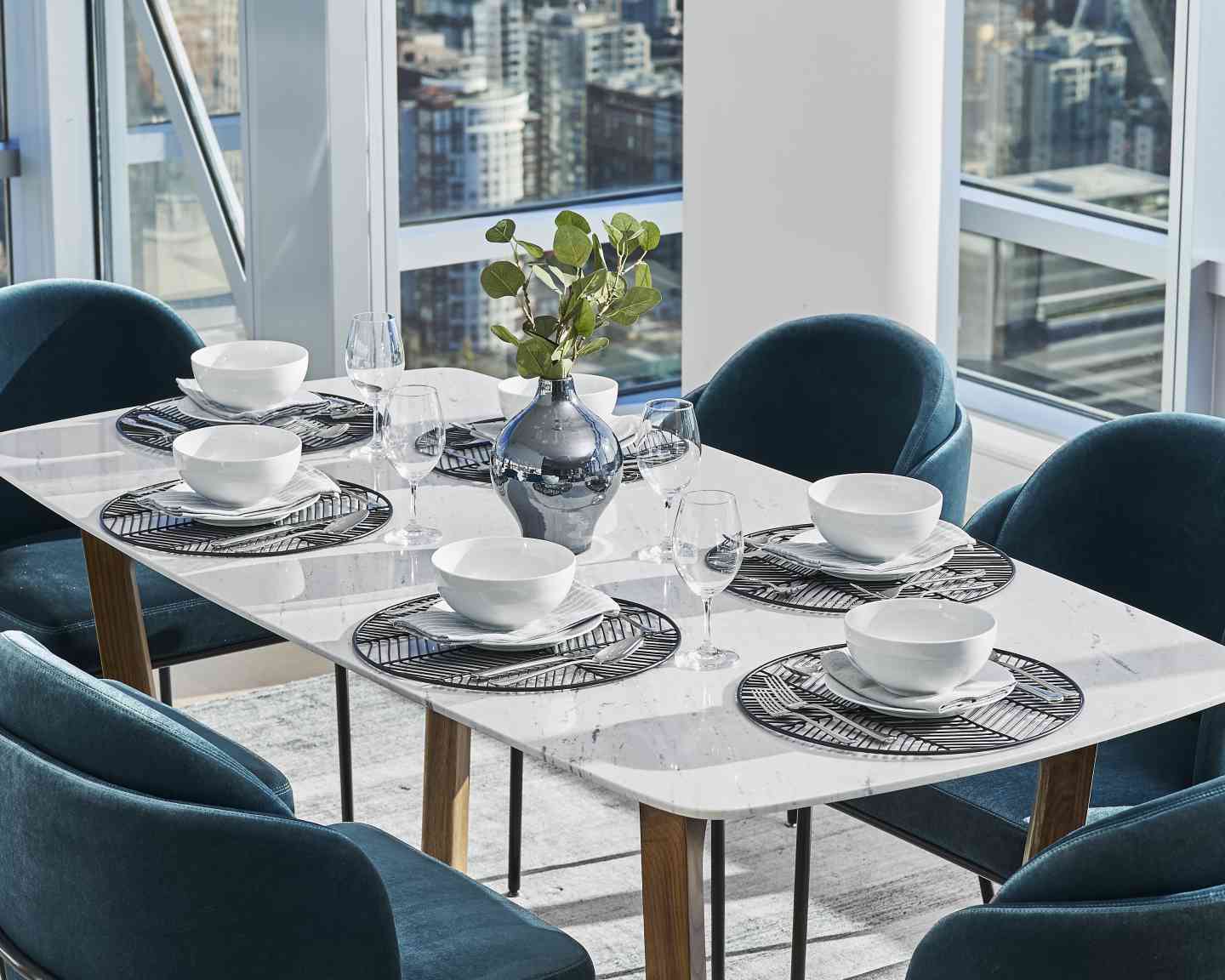 Evelyn Dining Table