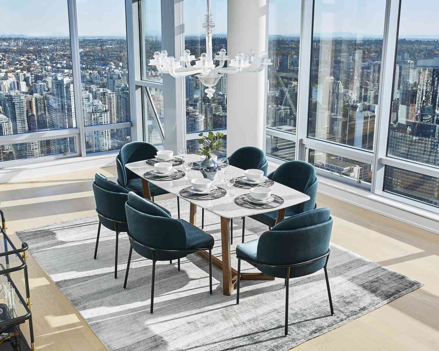 Evelyn Dining Table