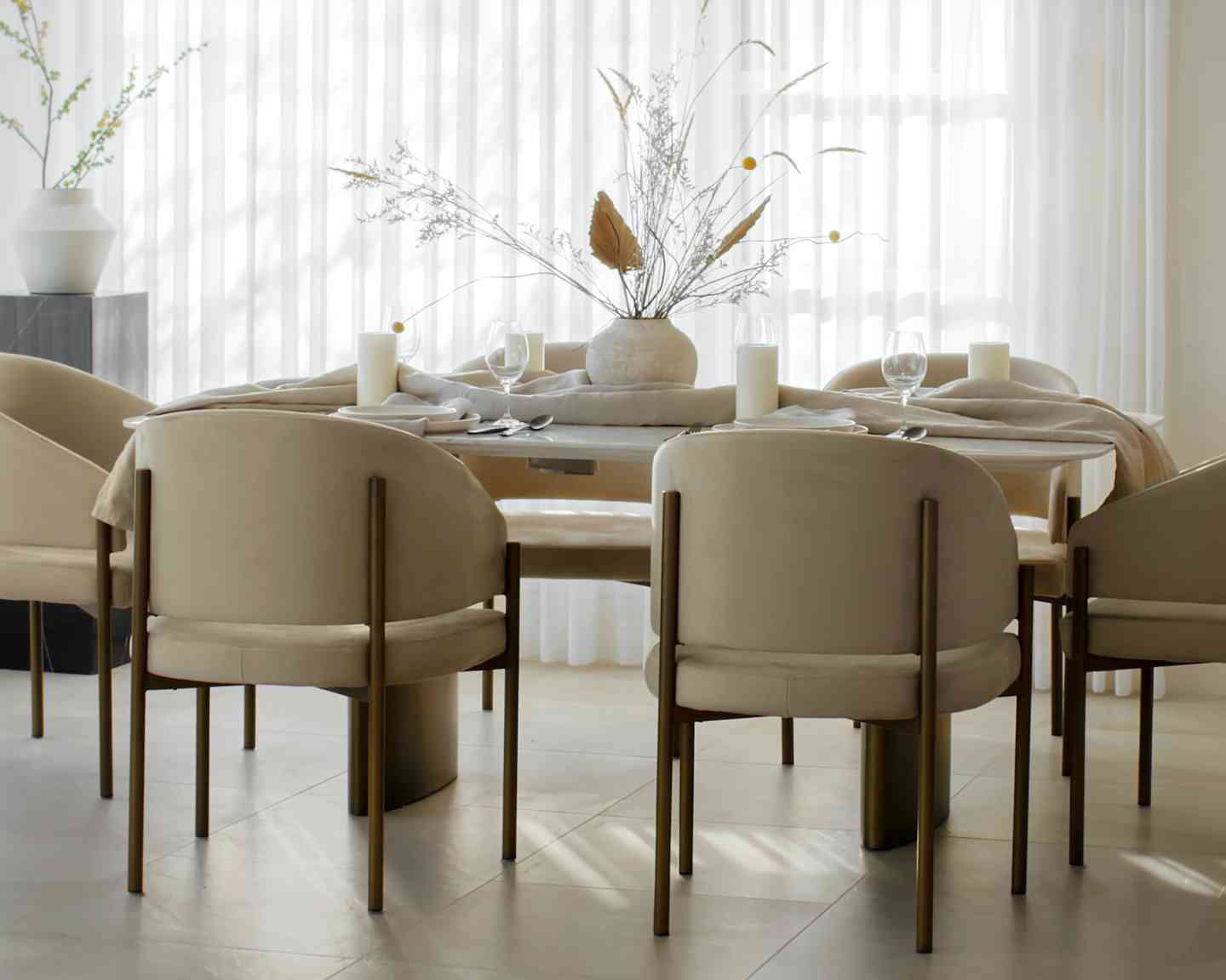 Solana Dining Table