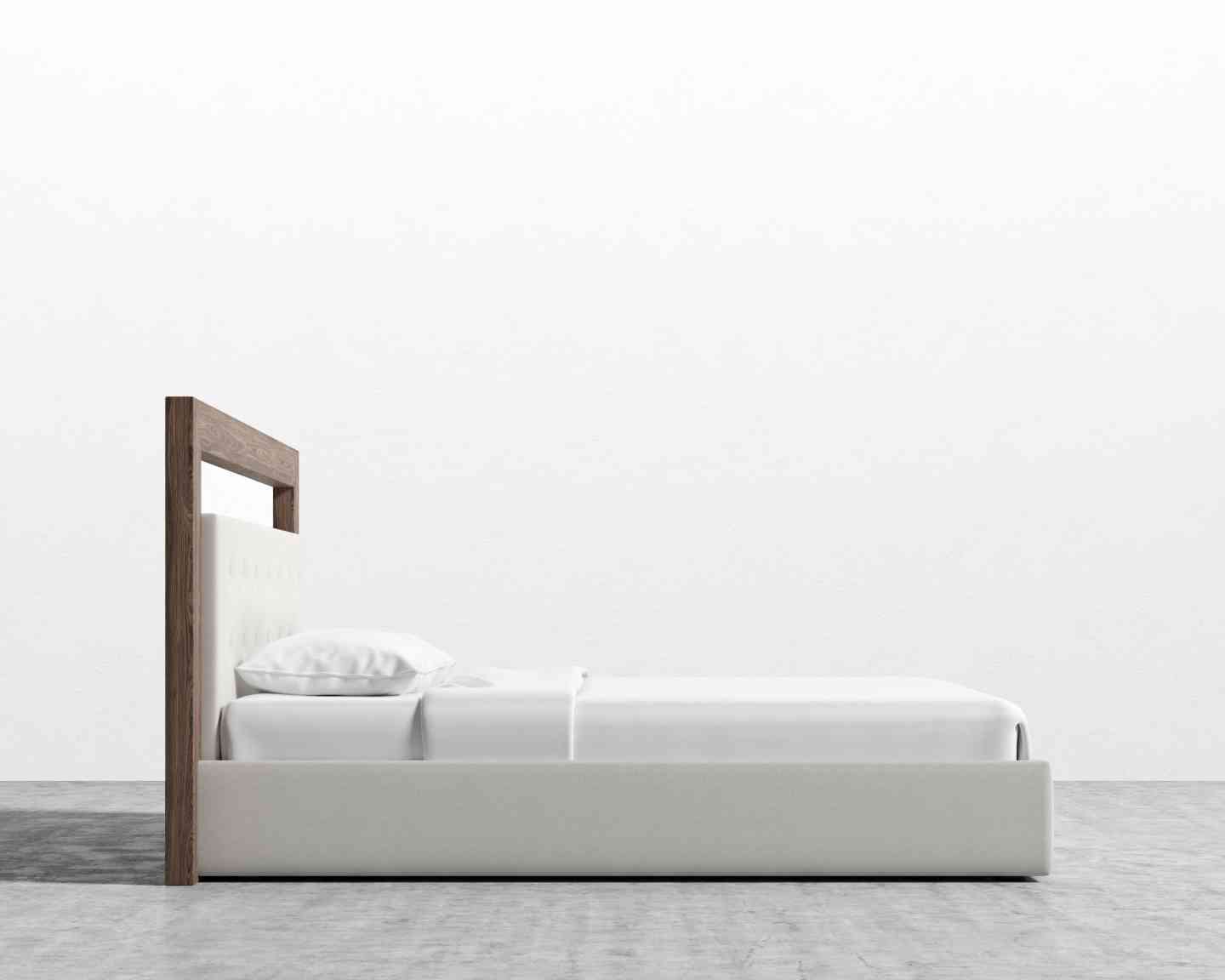 Chloe Bed