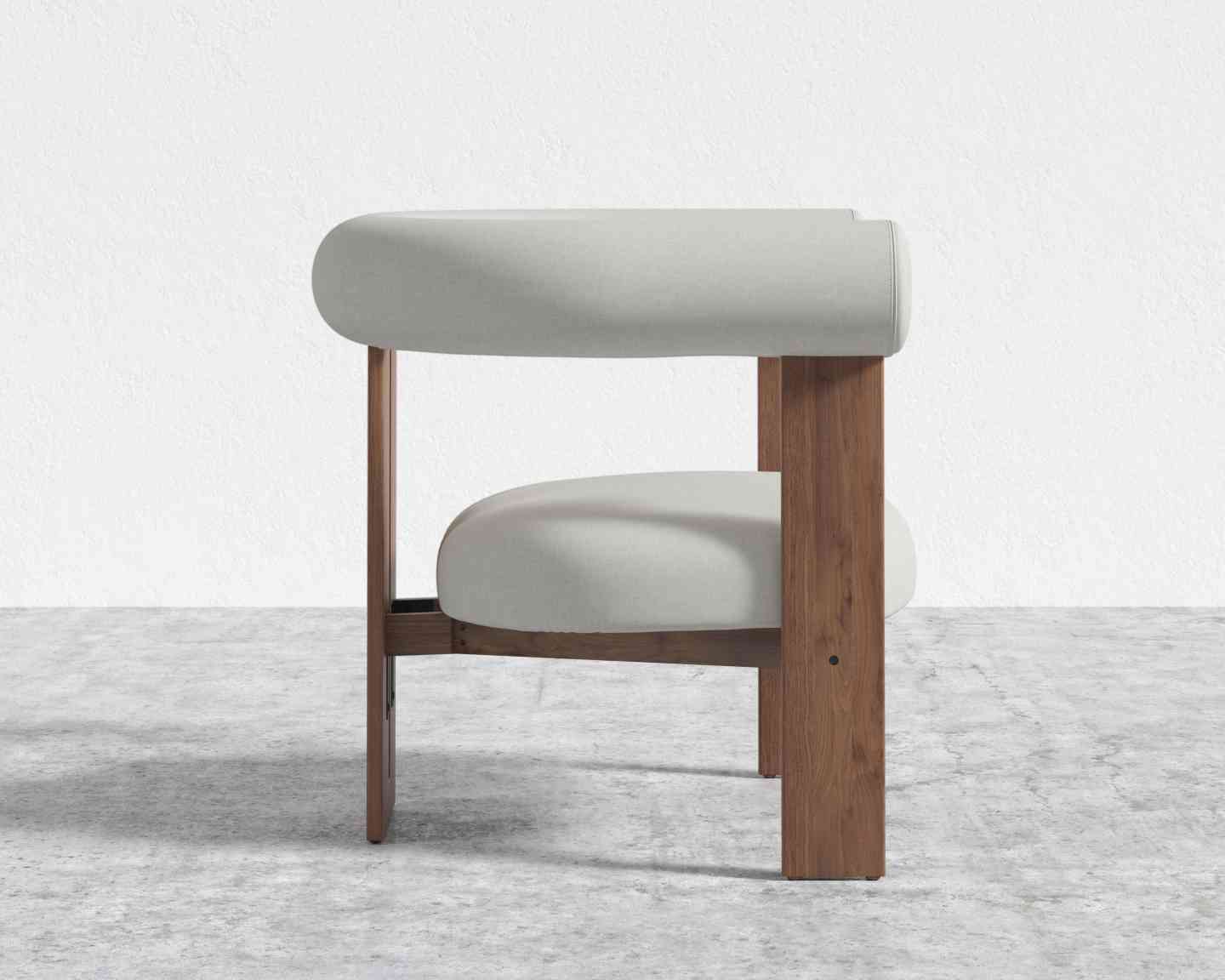 Tola Lounge Chair